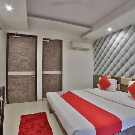 Hotel Green Apple Gandhinagar Exterior photo