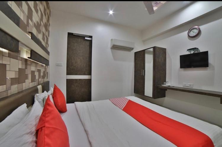Hotel Green Apple Gandhinagar Exterior photo